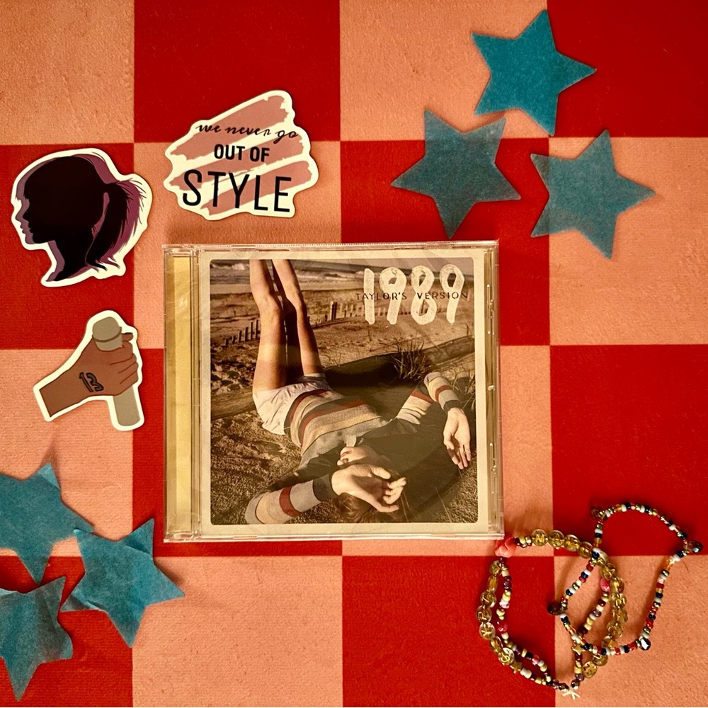 1989 🗽 Taylor’s Version Sunset Boulevard CD ✨NIB✨